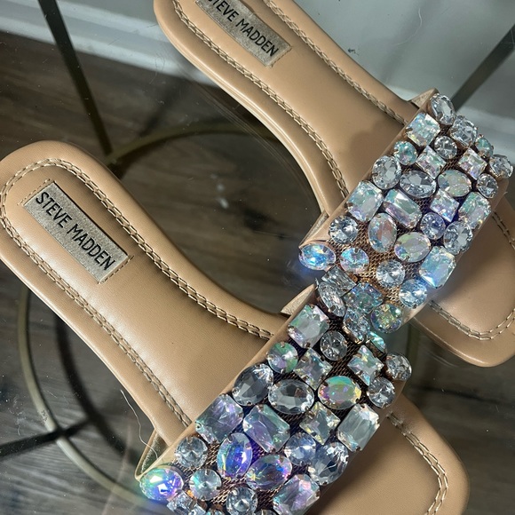 Steve Madden Malina Nude Gemstones Slide Sandals, size 8 - Picture 5 of 5
